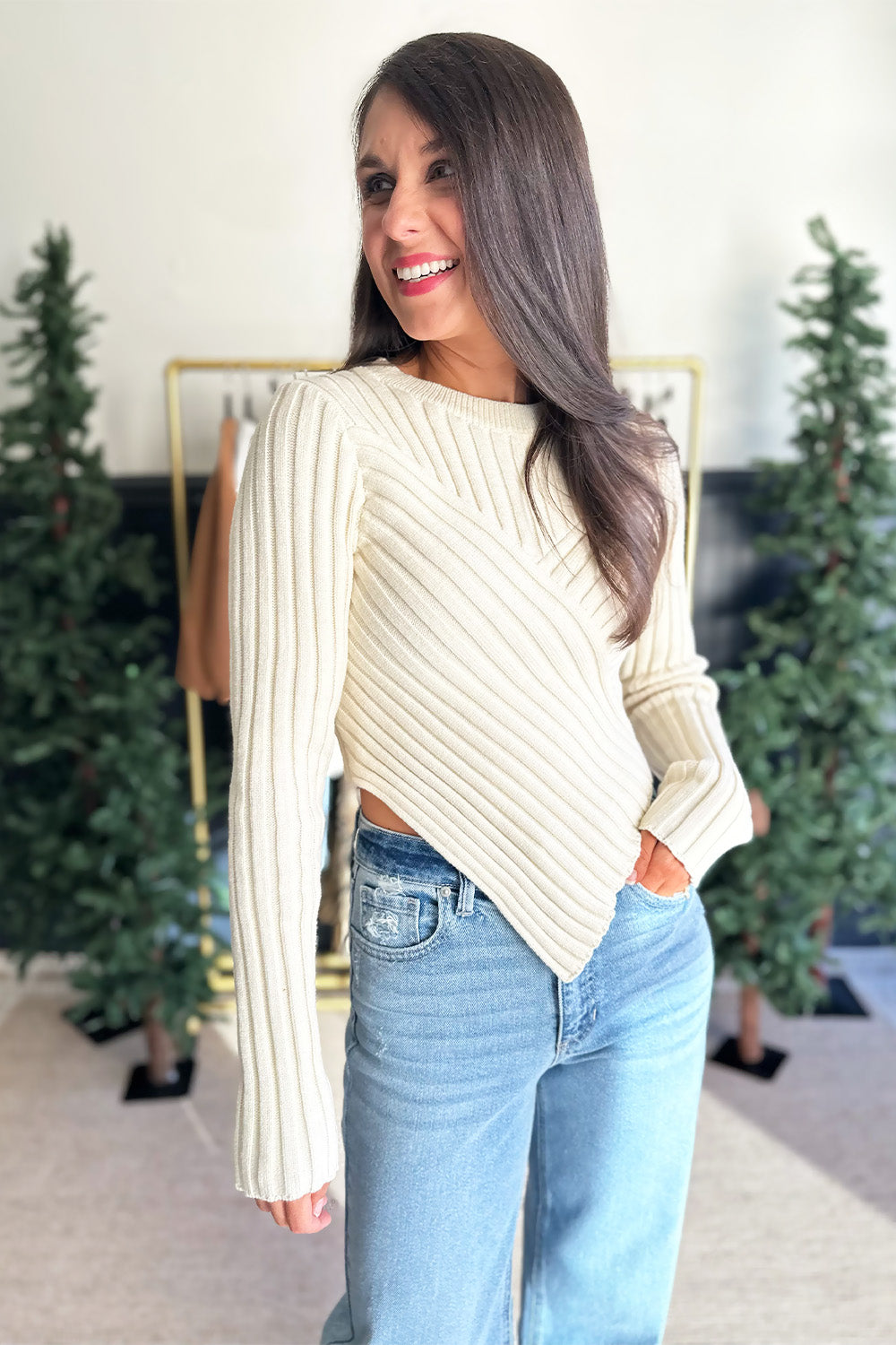 Asymmetrical Hem Sweater Cream