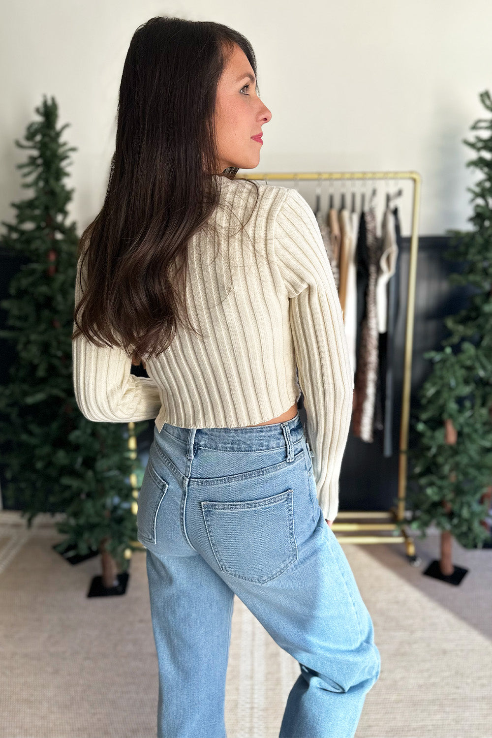 Asymmetrical Hem Sweater Cream