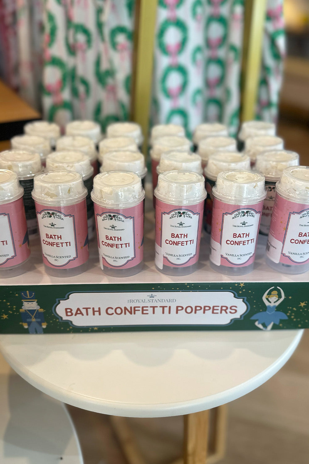 Holiday Confetti Bath Poppers