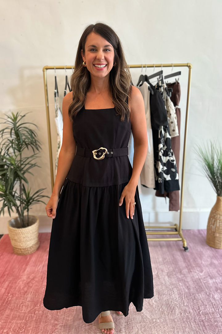 black belted dress Sail to Sable Ella Shirt / XXXL / SCH2402 Two pockets on either side and a row of coconut shell buttons finish the dress with welcome details. Black Layered Midi Belted Dress