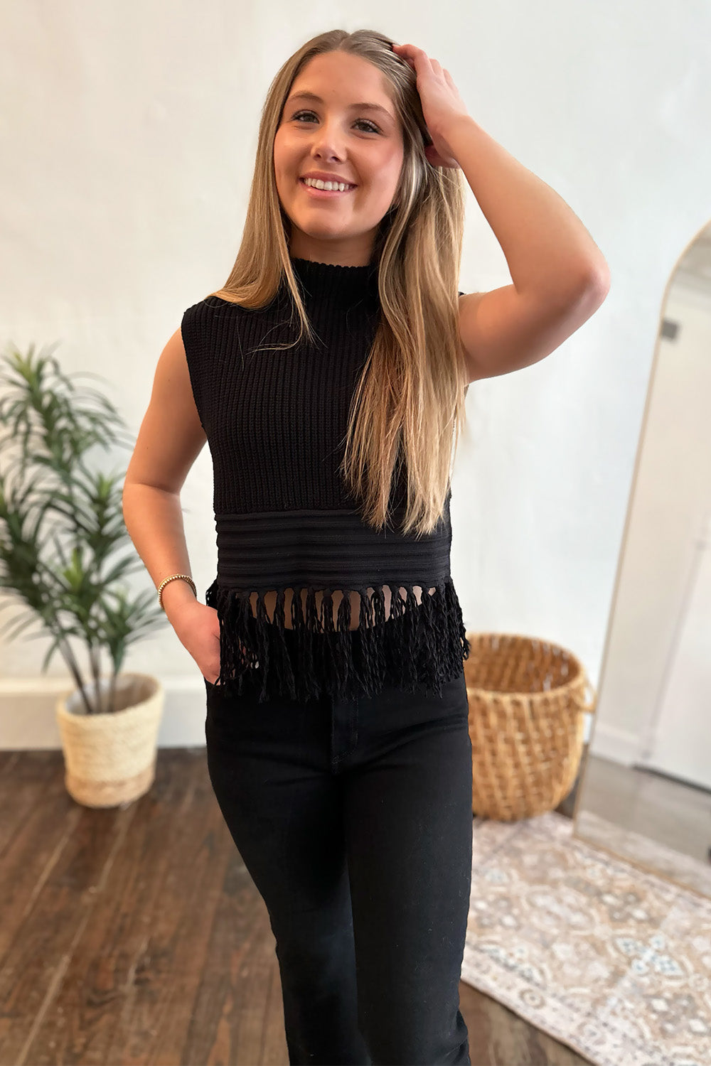 Black Fringe Hem Sleeveless Sweater