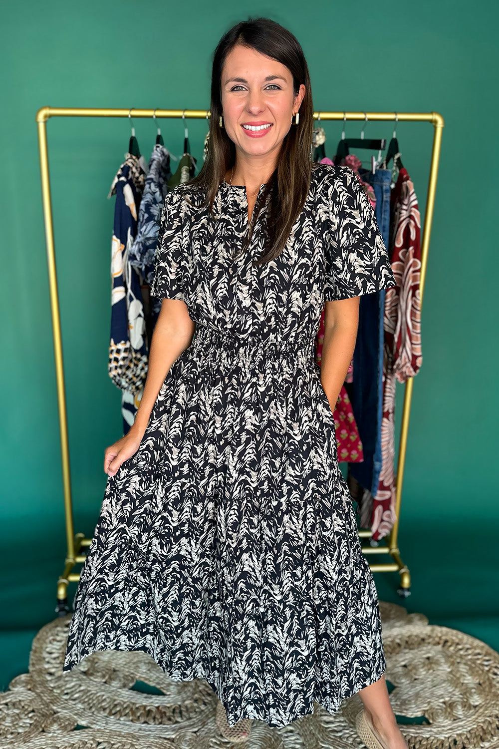 Black and Light Tan Printed SS Midi Dress