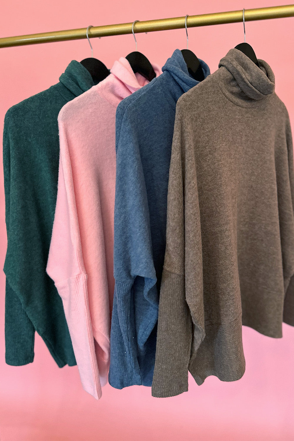 Brushed Knit Turtleneck Sweater Pink