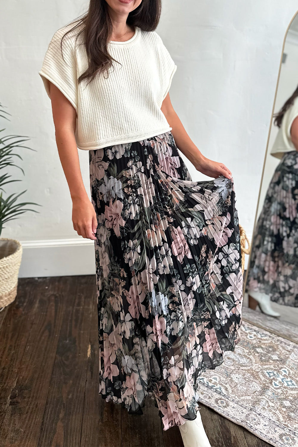 Black Floral Pleated Maxi Skirt