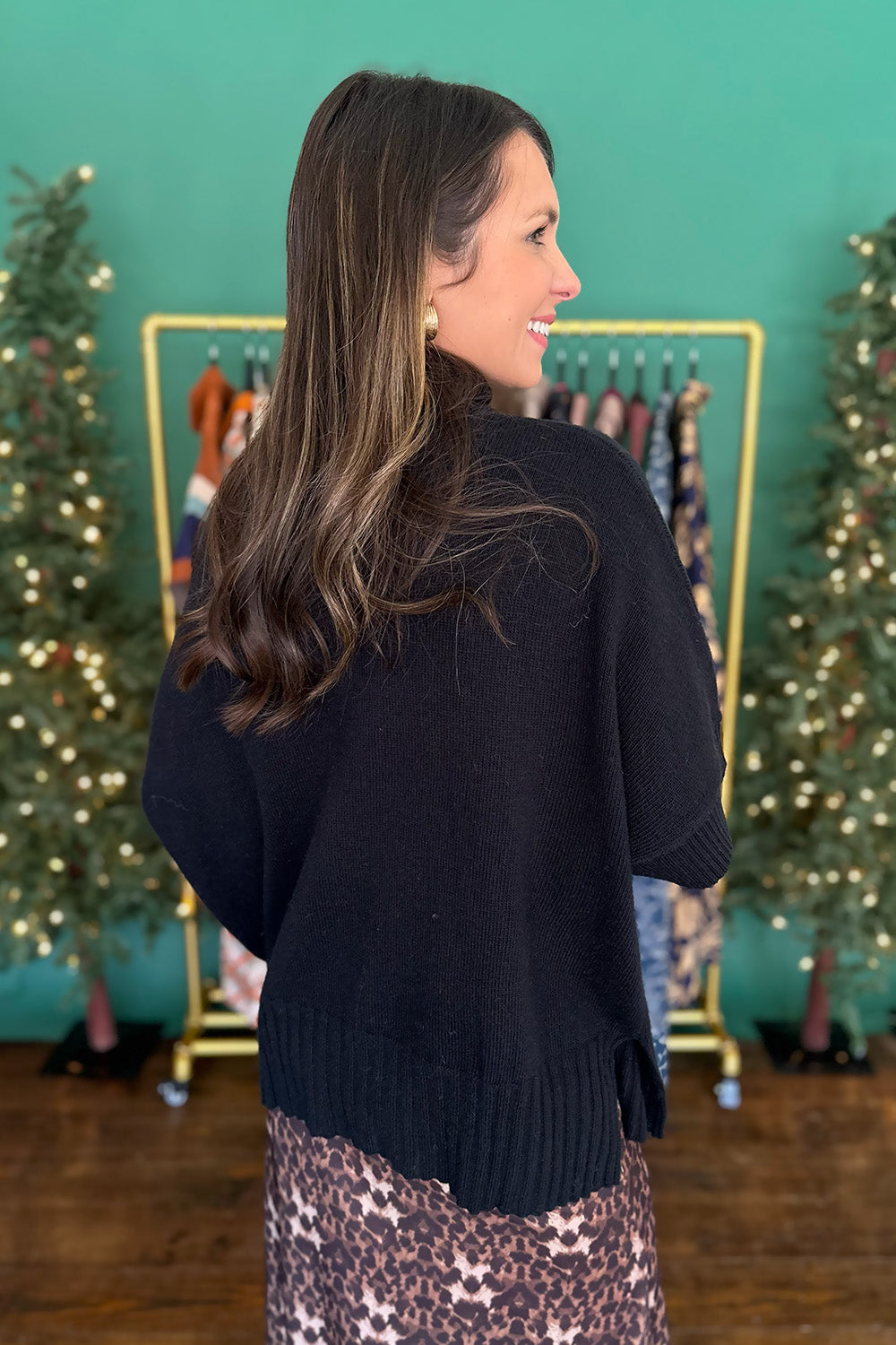 Turtleneck Split Hem SS Sweater Black