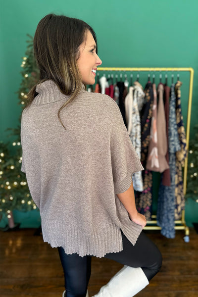 Turtleneck Split Hem SS Sweater Coco